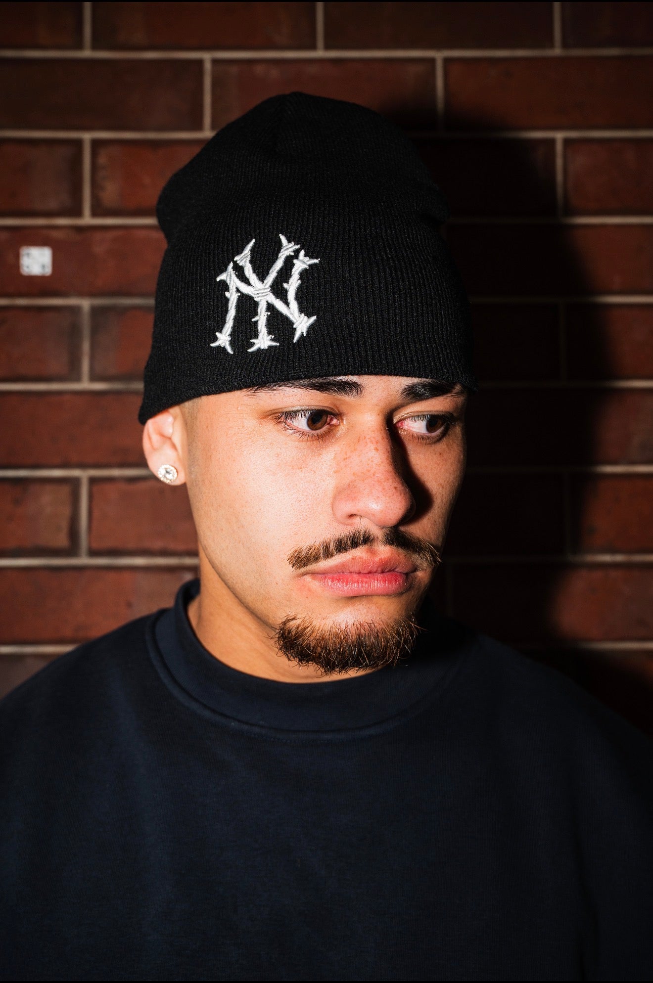 Barbwire NY Beanie - Black