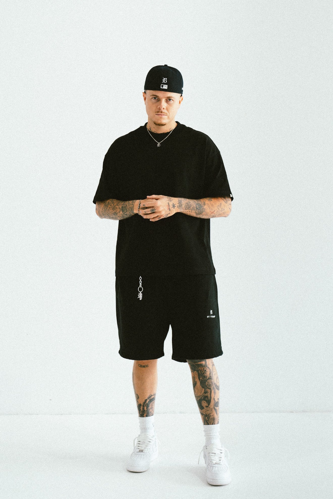 Double Waisted Sweat Shorts - Black